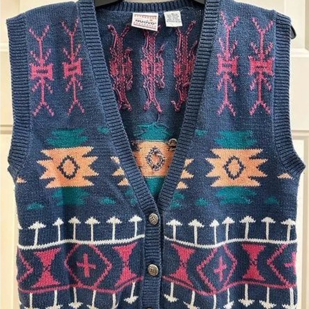 Patterned Sleeveless Sweater Vest